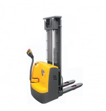 Поводковый самоходный штабелер XILIN CDDR15-III Li-ion (1,5 т 4,5 м, 24/230 В/Ач, контроль скорости)